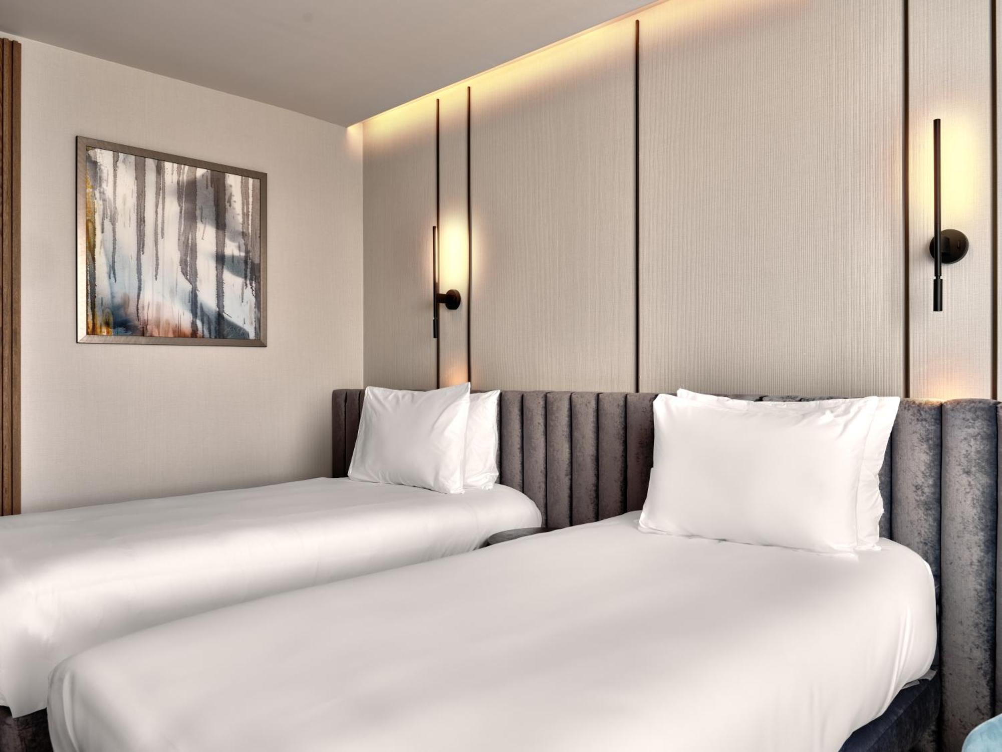 Crowne Plaza Sofia By Ihg Hotell Exteriör bild