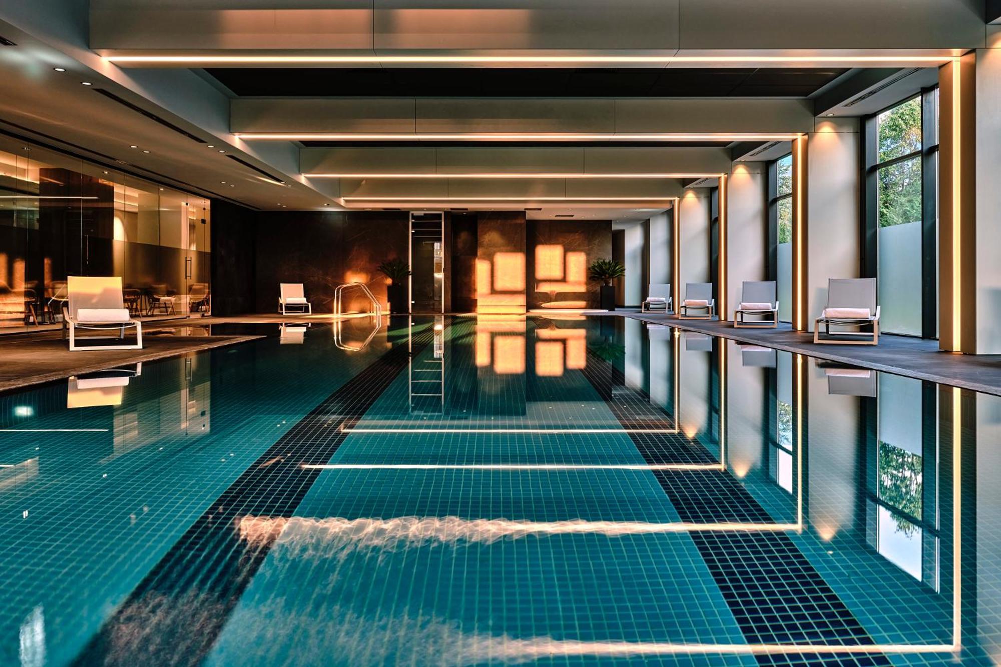 Crowne Plaza Sofia By Ihg Hotell Exteriör bild